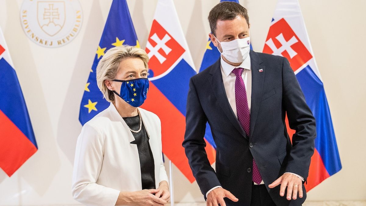Slovenský premiér nejel do Kyjeva s Fialou, teď pojede s šéfkou EK